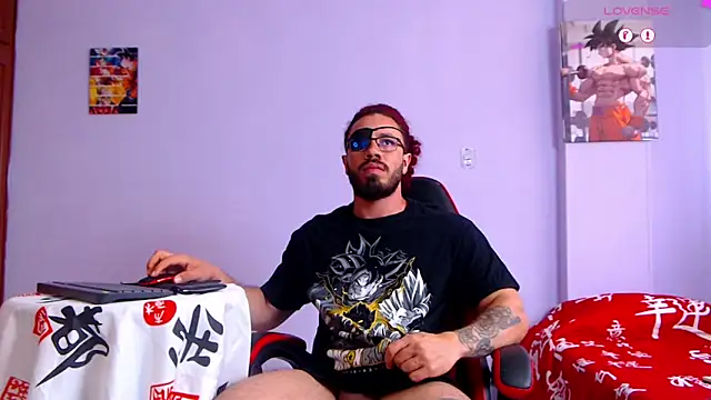 Snapshot of pirata_fitness chatting on 10.16.25 pirata fitness online show from 10.16.25