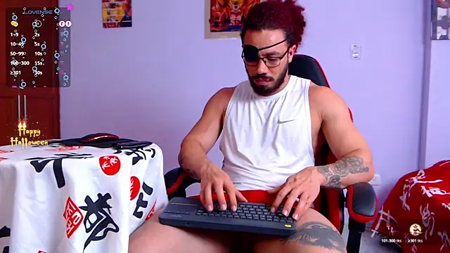 Snapshot of pirata_fitness chatting on 10.24.25 pirata fitness online show from 10.24.25