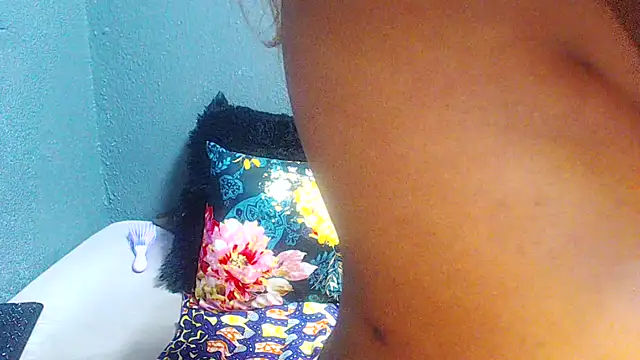 Snapshot of SMALLBOOBSXX chatting on 05.20.26 SMALLBOOBSXX online show from 05.20.26
