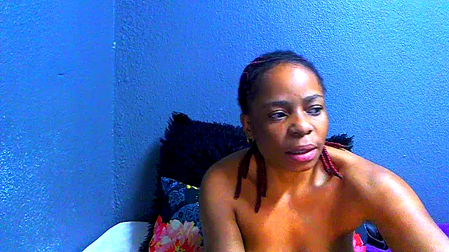 Snapshot of SMALLBOOBSXX chatting on 07.22.26 SMALLBOOBSXX online show from 07.22.26