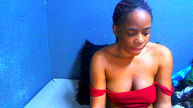 Snapshot of SMALLBOOBSXX chatting on 07.28.26 SMALLBOOBSXX online show from 07.28.26
