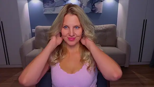 MelanieBennett online show from 07.13.26