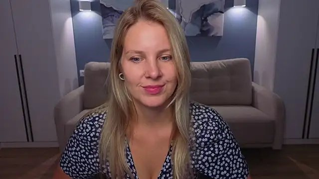 MelanieBennett online show from 07.19.26