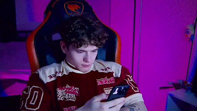 DanyDavis online show from 09.13.25