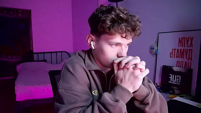 DanyDavis online show from 09.19.25