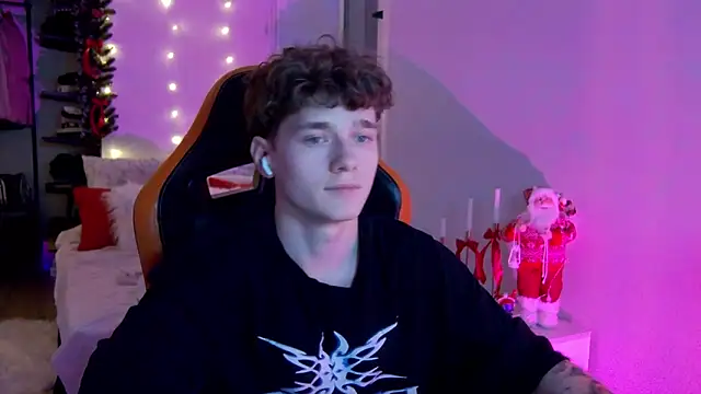 DanyDavis online show from 12.02.25