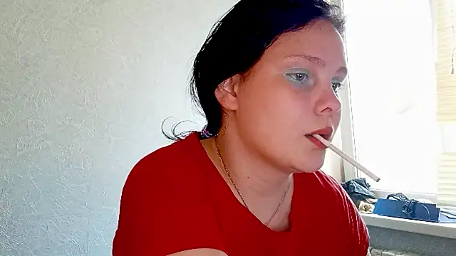 Snapshot of SweetPiggyx chatting on 06.03.26 SweetPiggyx online show from 06.03.26