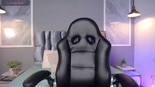 AmmberJones online show from 03.22.25