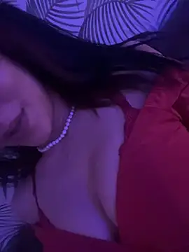 Snapshot of QueenLujaine chatting on 05.31.26 QueenLujaine online show from 05.31.26