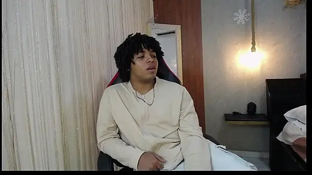 Snapshot of black_king_241 chatting on 02.07.26 black king 241 online show from 02.07.26