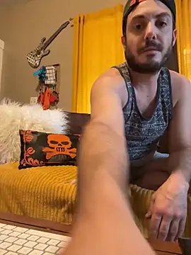 Snapshot of EnlightenedJourney6 chatting on 10.05.25 EnlightenedJourney6 online show from 10.05.25