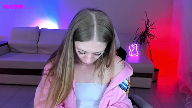 SweetMeeow online show from 11.05.25