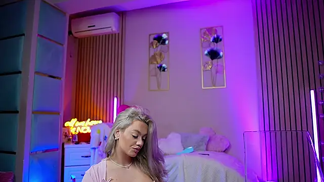 SabrinaJade online show from 02.10.26