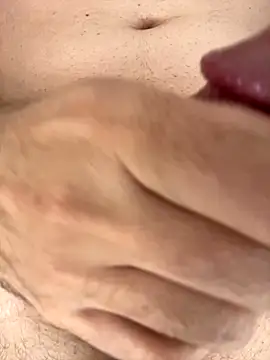 Snapshot of hobbycumer chatting on 11.05.25 hobbycumer online show from 11.05.25