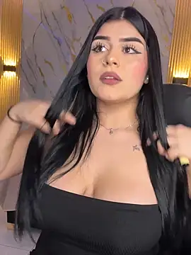 Snapshot of Kariina__69 chatting on 03.12.26 Kariina 69 online show from 03.12.26