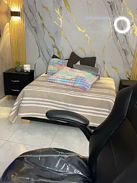 Snapshot of Kariina__69 chatting on 03.19.26 Kariina 69 online show from 03.19.26