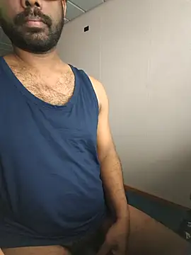 UrbanUtopia online show from 04.04.26