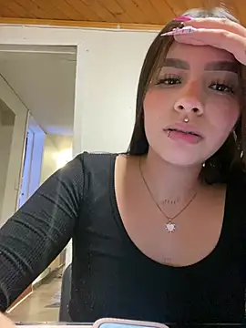 Snapshot of Cristina_pinkk chatting on 02.12.26 Cristina pinkk online show from 02.12.26