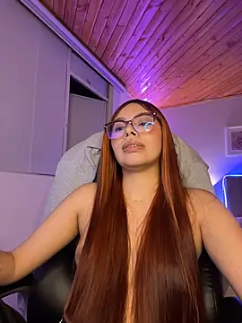 Snapshot of Cristina_pinkk chatting on 03.02.26 Cristina pinkk online show from 03.02.26