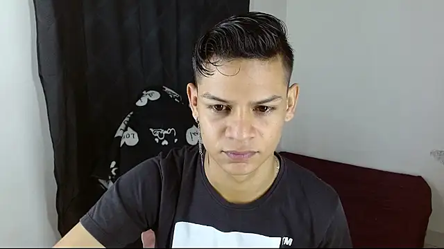 axce1 boy24 online show from 03.21.25