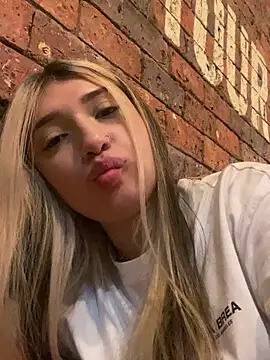 Mia  Gray online show from 03.23.25