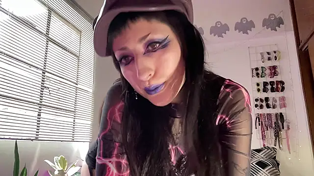 ELENA UMBRA online show from 03.06.26