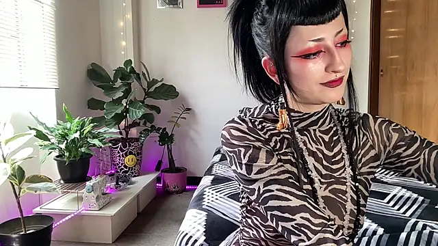 ELENA UMBRA online show from 05.27.26