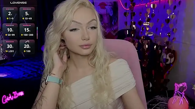 Snapshot of LinaLirian chatting on 08.05.26 LinaLirian online show from 08.05.26
