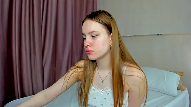 Candy Cansew online show from 09.26.25