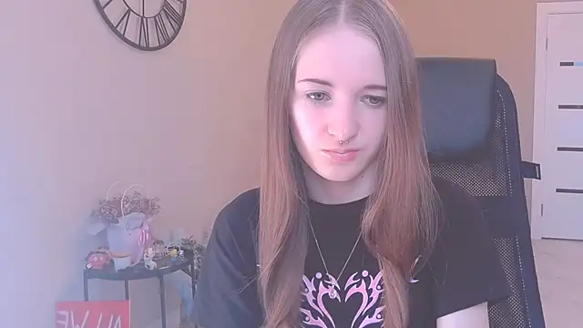 KateKayer online show from 09.16.25