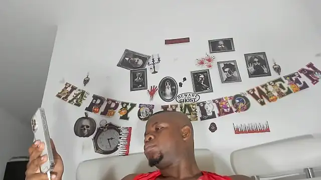 Snapshot of feliipehot chatting on 10.26.25 feliipehot online show from 10.26.25