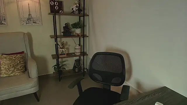  Victoria Collins online show from 06.08.26
