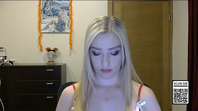 Wild Silk Desire online show from 11.01.25