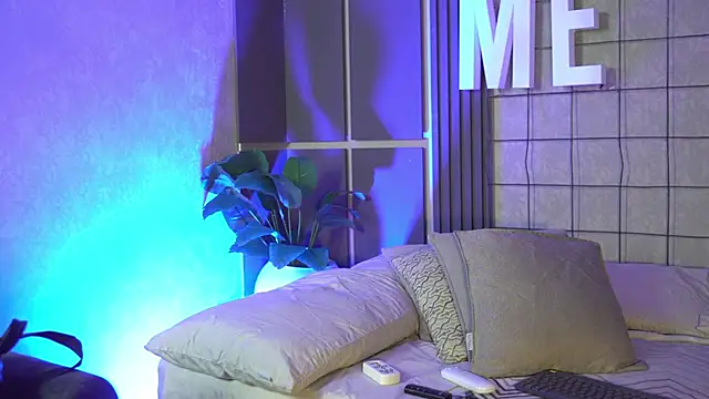 Susan wall online show from 03.11.26