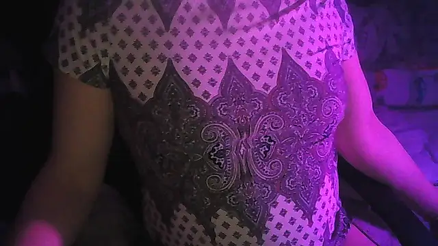 Snapshot of lucywilcox chatting on 02.03.26 lucywilcox online show from 02.03.26