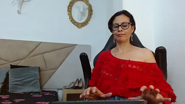 amanda ramirez online show from 02.10.26