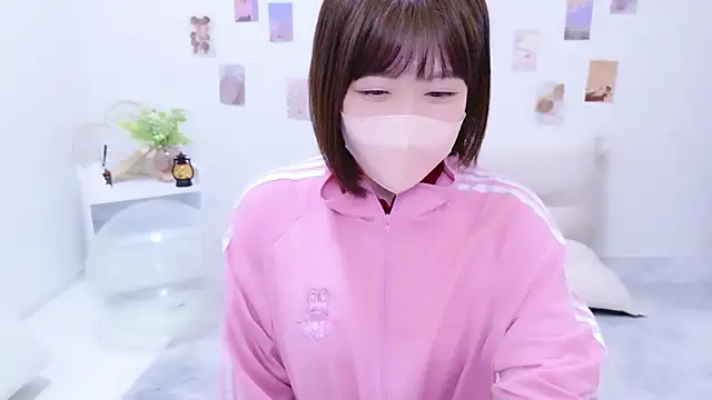 Snapshot of _suika_ chatting on 11.02.25 suika online show from 11.02.25