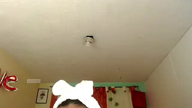 vale miel online show from 11.15.25