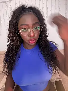 alissradiante1 online show from 01.15.26