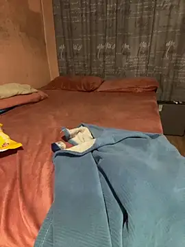 Snapshot of naughty_thick chatting on 09.24.25 naughty thick online show from 09.24.25