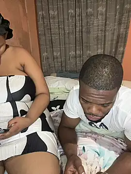 Snapshot of naughty_thick chatting on 10.28.25 naughty thick online show from 10.28.25