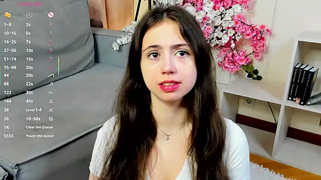 Snapshot of JulianaChapel chatting on 09.14.25 JulianaChapel online show from 09.14.25