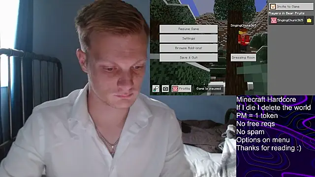 Snapshot of lustylyndon chatting on 10.04.25 lustylyndon online show from 10.04.25