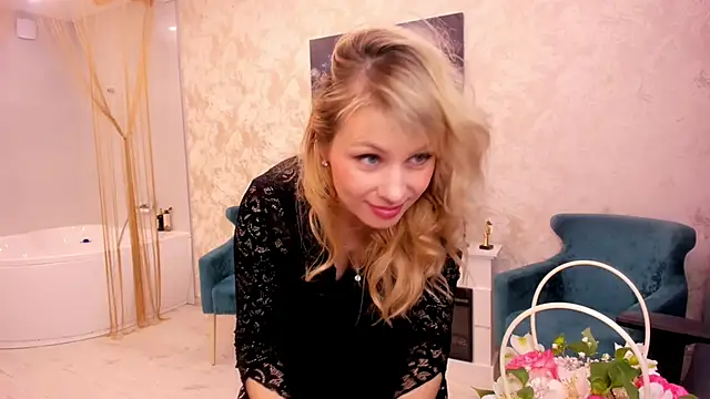 Snapshot of LindaSandy_1 chatting on 02.15.26 LindaSandy 1 online show from 02.15.26