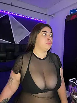 Snapshot of jazminslut chatting on 05.08.26 jazminslut online show from 05.08.26