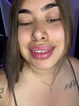 Snapshot of jazminslut chatting on 05.12.26 jazminslut online show from 05.12.26