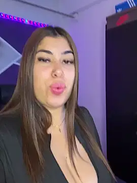 Snapshot of jazminslut chatting on 05.29.26 jazminslut online show from 05.29.26