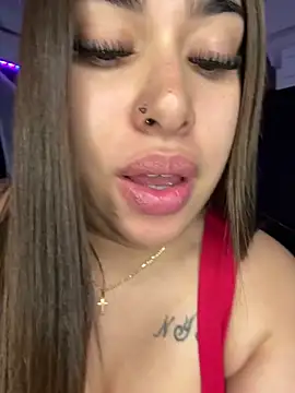 Snapshot of jazminslut chatting on 06.21.26 jazminslut online show from 06.21.26