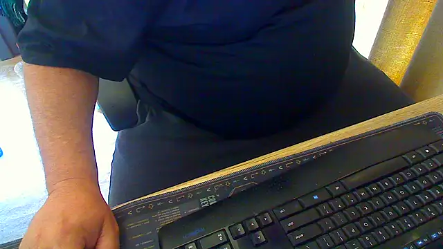 latexsub75 online show from 02.10.26