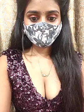 Snapshot of Aanya_hotty chatting on 09.11.25 Aanya hotty online show from 09.11.25